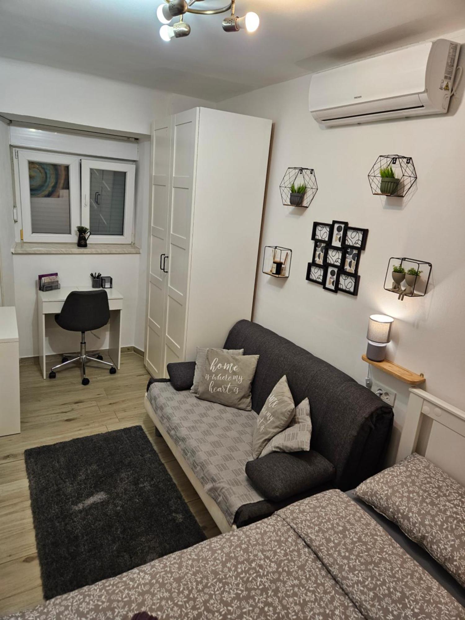 Apartment Maja - Strict Center Of Загреб Экстерьер фото